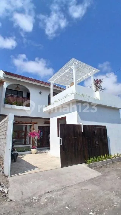 Villa Baru 3Kamar Tidur Sanur, Dekat Mall dan International School - Real Estate in Bali