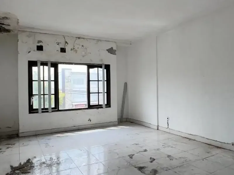 Di Sewakan gudang ruko di jalan cargo Denpasar barat Cocok untuk usaha karena berada di jalan utama. - Real Estate in Bali