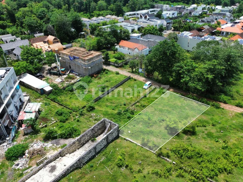 Freehold Land Sale Jln Pantai Cemongkak Pecatu - Bali in Bali