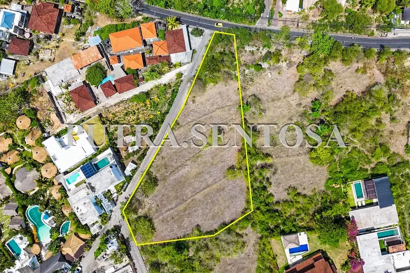 TANAH LABUAN SAIT JALAN UTAMA PECATU BADUNG BALI - Real Estate in Bali