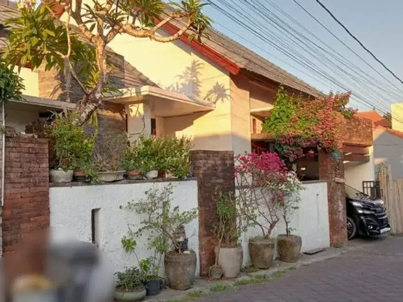 FREEHOLD FOR SALE - Fully-Furnished Modern Villa with Balinese Touch in Heart of Canggu, BALI - Bali in Bali