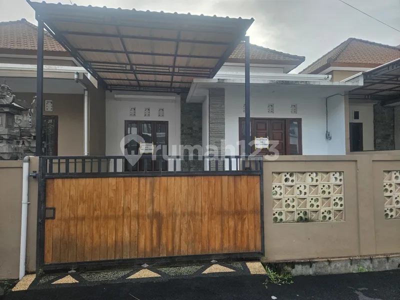 Rumah Cantik Pusat Kota Tabanan - Real Estate in Bali
