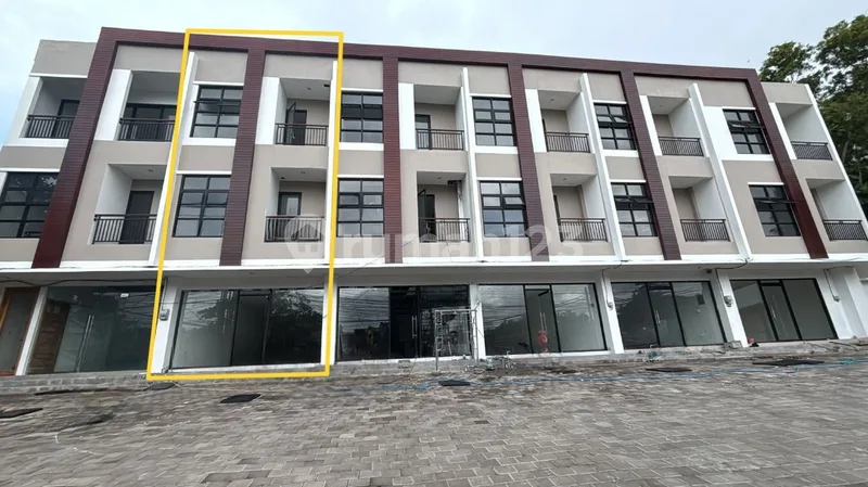 Dijual Ruko 3 Lantai Siap Huni SHM IMB di Jimbaran Uluwatu Bali - Real Estate in Bali