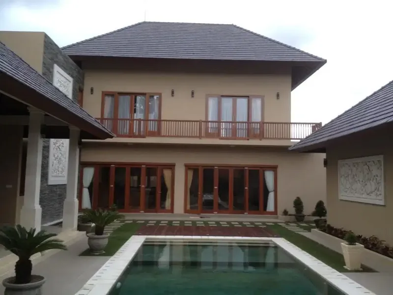 DIJUAL VILLA MODERN DEKAT PANTAI SANUR - Real Estate in Bali