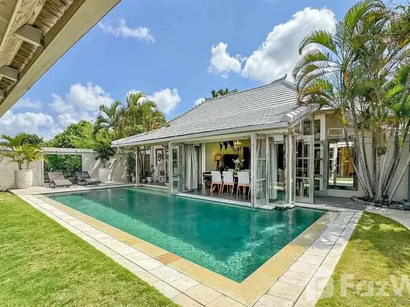4 Bedroom Villa for rent in Kerobokan, Bali - Real Estate in Bali
