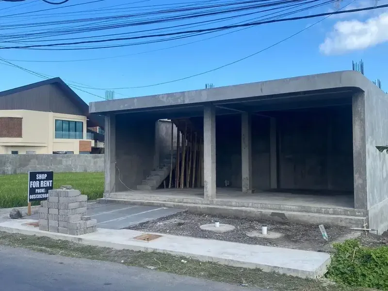 Ruko Premium 1 Lantai Disewakan di Area Pererenan, Badung - Real Estate in Bali