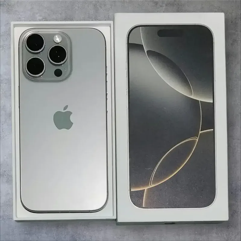 Iphone 16 Pro 128 GB Ex ibox Istimewa - Bali in Bali