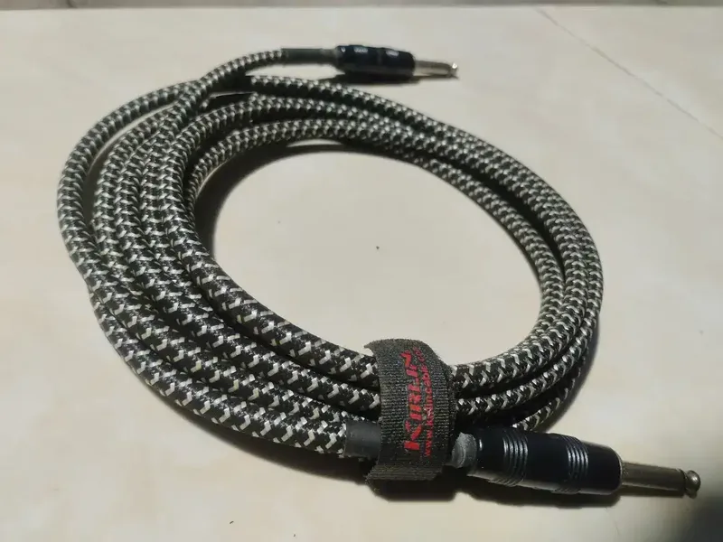 Kabel jack KIRLIN second Like New panjang 3 meter Murahh - Hobbies & Sports in Bali