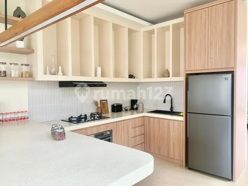 Dijual Hunian Rumah Mewah Bebas Banjir Furnished Dekat ke Pantai - Real Estate in Bali