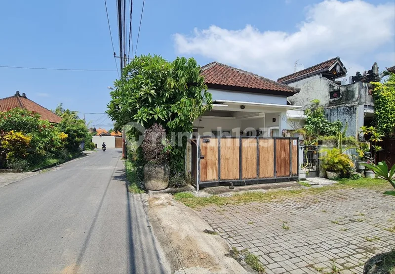Cozy House Near Baked Tibubeneng Canggu - Real Estate in Bali
