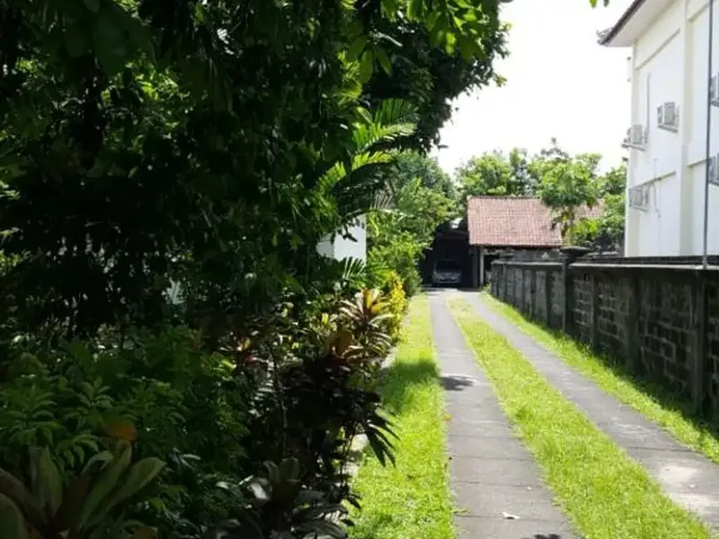 TANAH & BANGUNAN KOMERSIAL PREMIUM – WR SUPRATMAN, KESIMAN - Bali in Bali