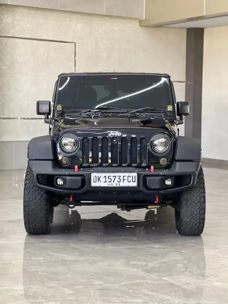 Jeep Wrangler Sport Unlimited 3.6 2012 - Vehicles in Bali