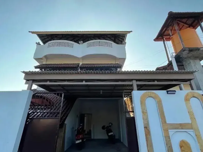 Dijual / Disewakan Rumah 5 Kamar Tidur dengan Tanah Luas di Jimbaran - Real Estate in Bali