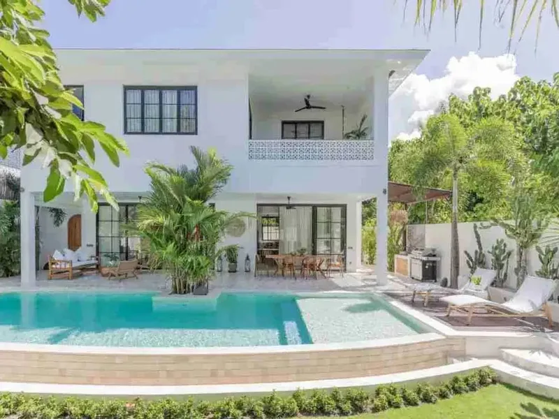 DISEWAKAN BULANAN VILLA 4 KAMAR  DI  ULUWATU ESSY - Real Estate in Bali
