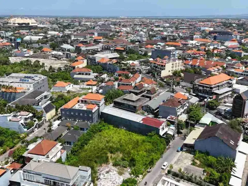 Tanah Lingkungan Vila Mewah Dekat Pantai Seminyak - Real Estate in Bali