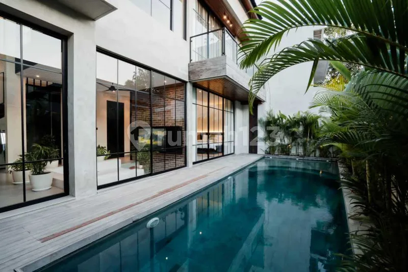 Modern Villa Suluban Pecatu 2 BR Luas 214MÂ² - Bali in Bali
