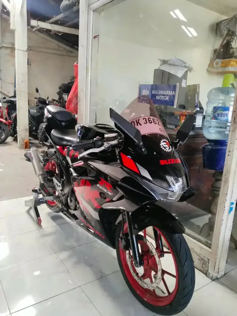 SUZUKI GSX 150 CC TAHUN 2019 PAJAK HIDUP SURAT LENGKAP - Vehicles in Bali