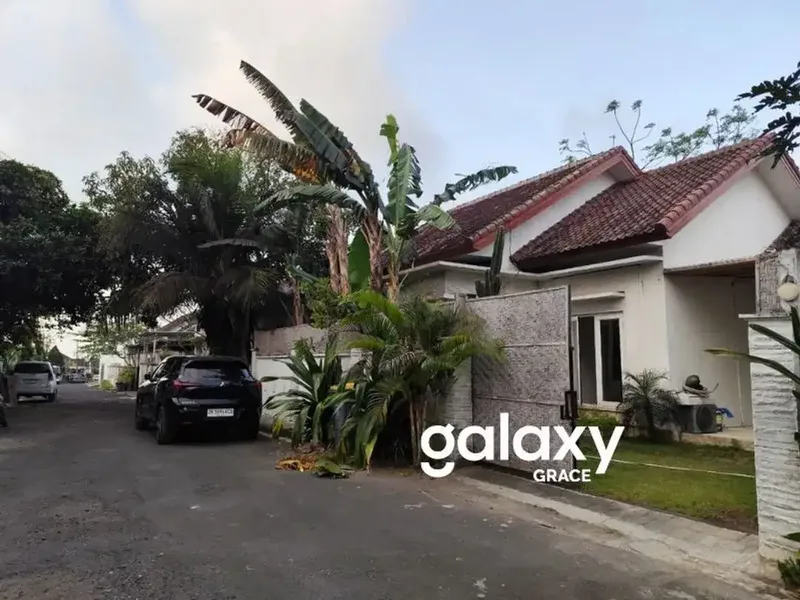 DISEWAKAN RUMAH TROPICAL DI MELANG KAJA KUTUH - Real Estate in Bali