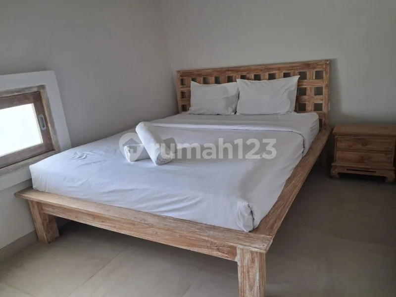 Studio Apartment 2 Kamar Tidur Fully Furnished di Berawa Canggu - Real Estate in Bali