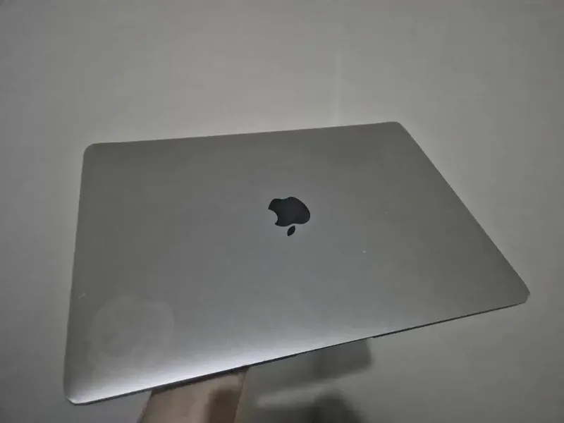 Macbook Air M1 8/256 mba apple - Electronics in Bali