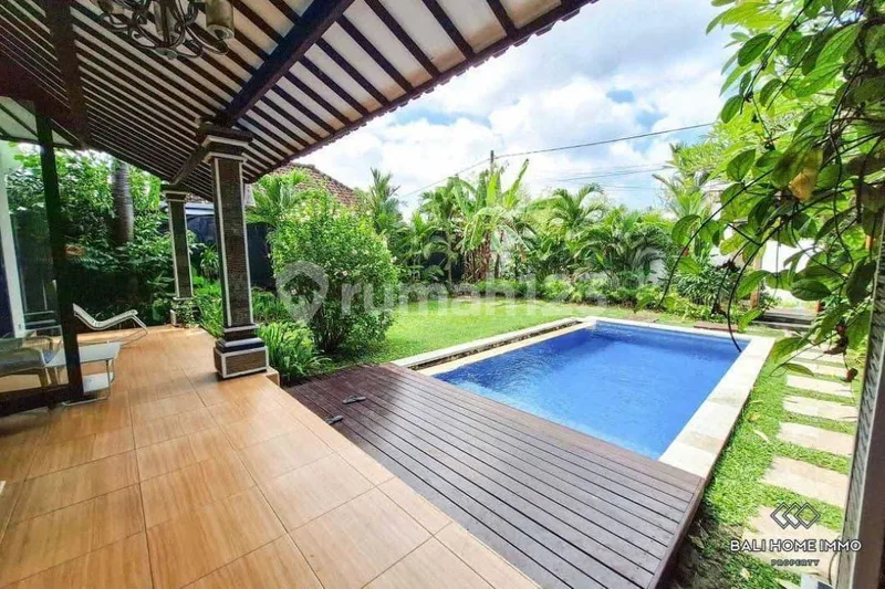 Dijual Villa di Umalas Bumbak - Real Estate in Bali