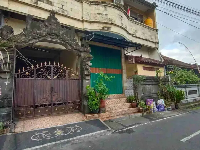 RUMAH SECOND LANTAI II DI DALUNG PERMAI BADUNG BALI - Bali in Bali