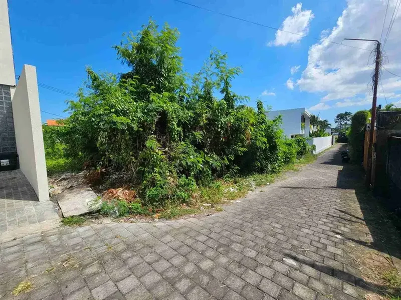Tanah 2 are di Berawa Tibubeneng Canggu Dekat Atlas Beach Nelayan - Bali in Bali