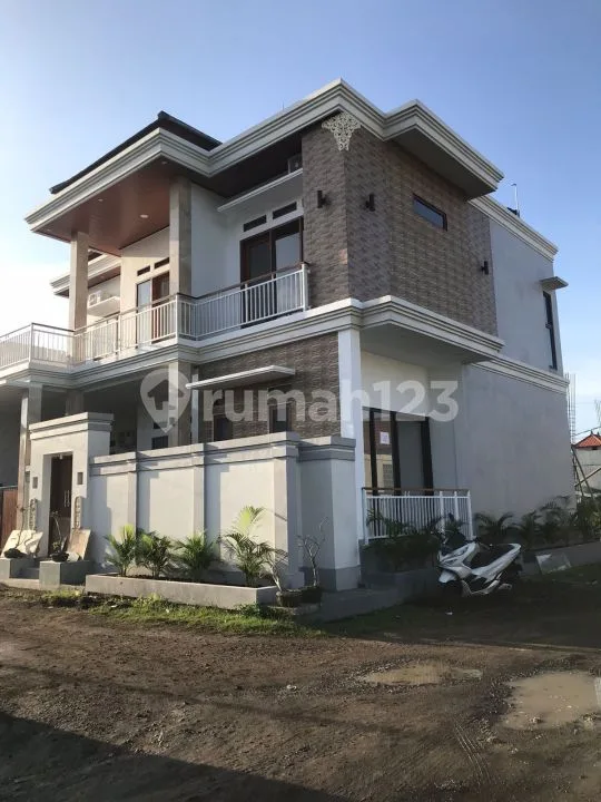 Villa 4BR in Munggu Near to Cemagi Beach Bali - Bali in Bali