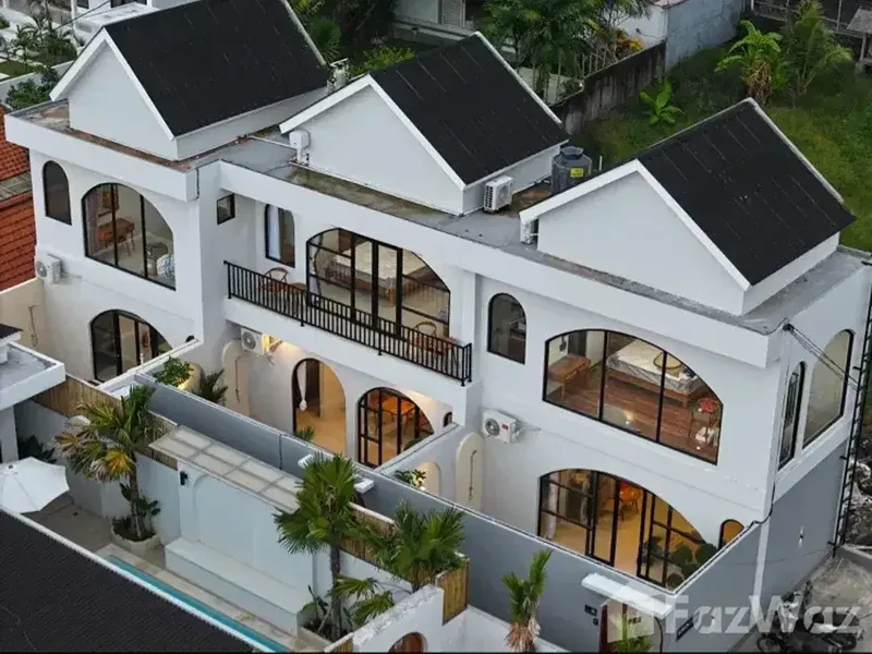 1 Bedroom Townhouse for sale in Kerobokan, Bali - Real Estate in Bali