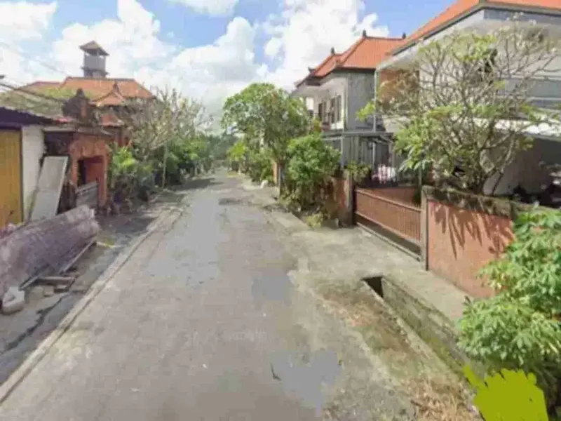Tanah gratis rumah di Denpasar Barat dekat Gatot Subroto - Real Estate in Bali