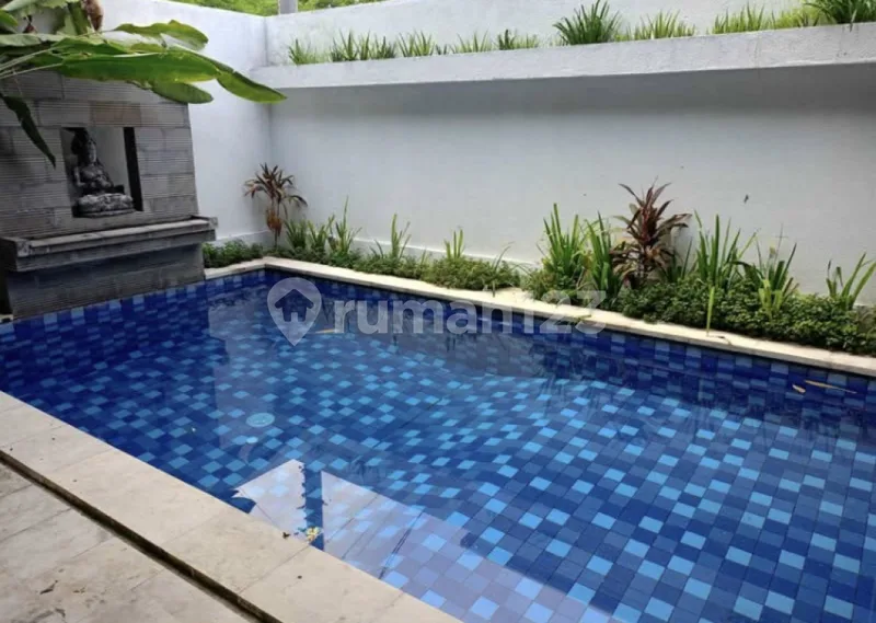 K695 Sewa/ Jual Villa Jalan Kayu Tulang Canggu Kuta Badung Bali Dekat Denpasar Seminyak - Real Estate in Bali