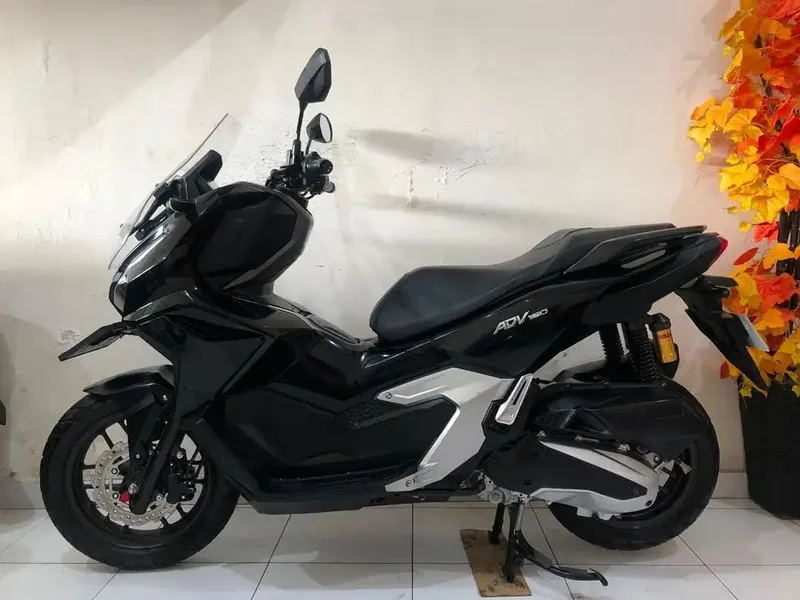 Honda ADV 160 CBS Th.2026 Low km 1.400 istimewa!! - Vehicles in Bali