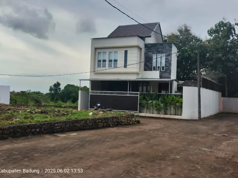 Dijual dan Disewakan Jangka Panjang Villa View GWK - Real Estate in Bali