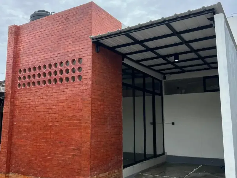 RUMAH BRAND NEW SEMI VILLA DI KETEWEL GIANYAR DEKAT PANTAI - Real Estate in Bali