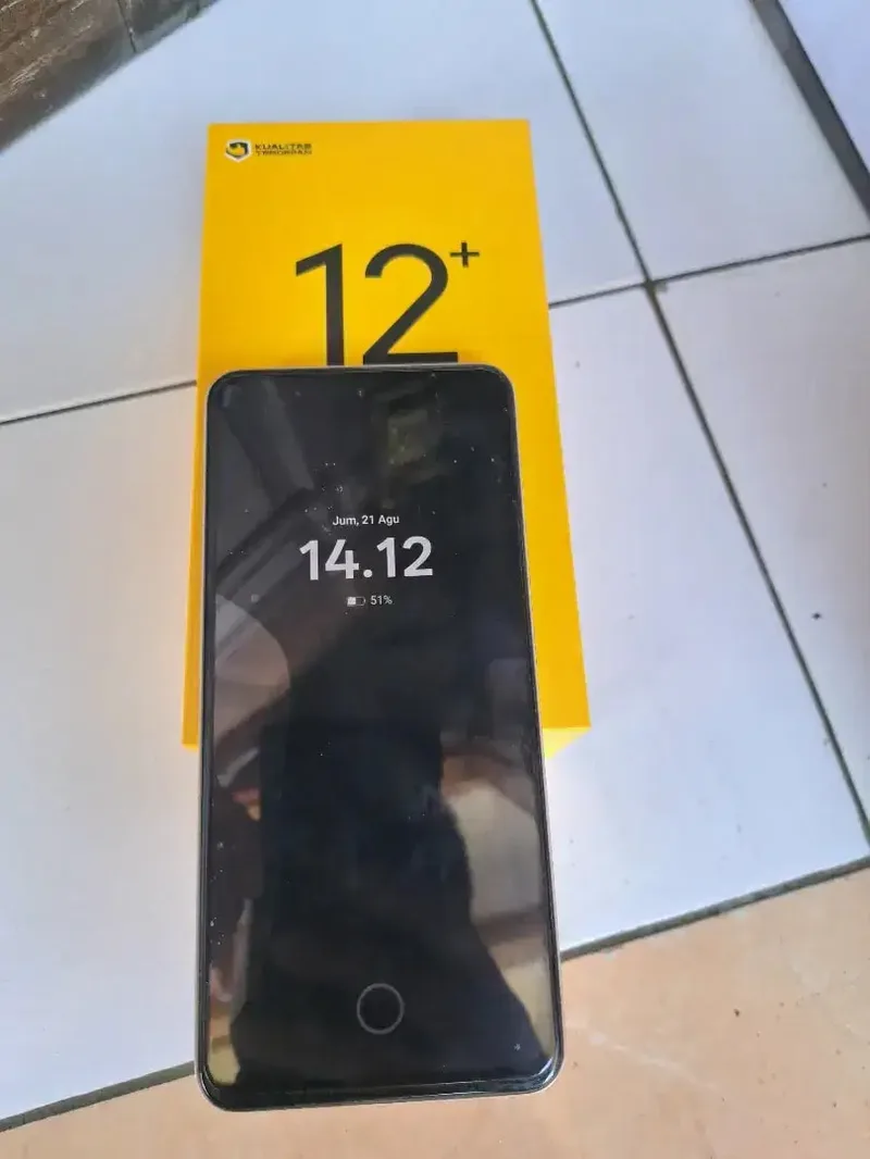 Realme 12 plus 5g ram 8/256 - Electronics in Bali