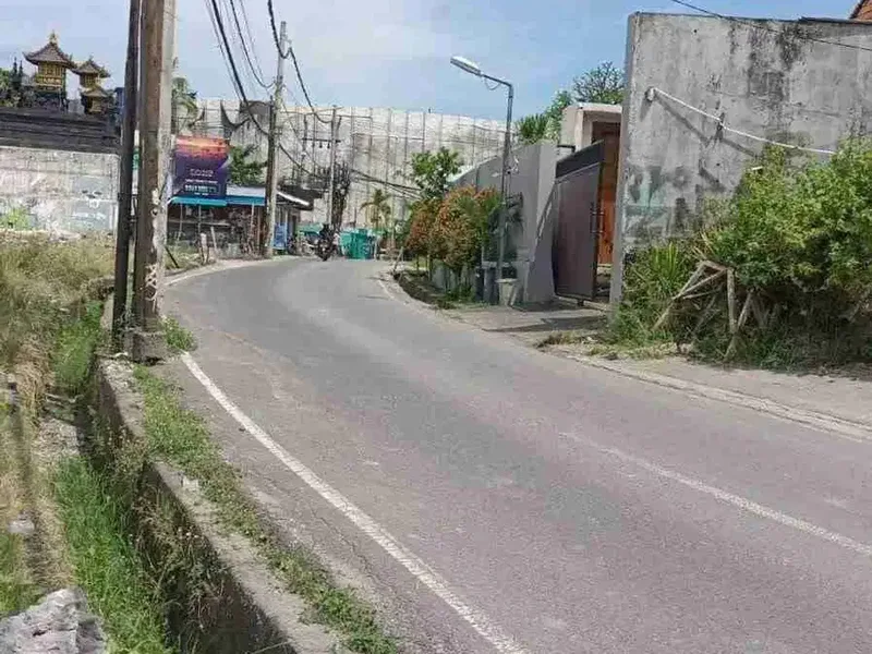 jual tanah 5,3 are dekat Atlas Canggu tibubeneng Bali - Bali in Bali