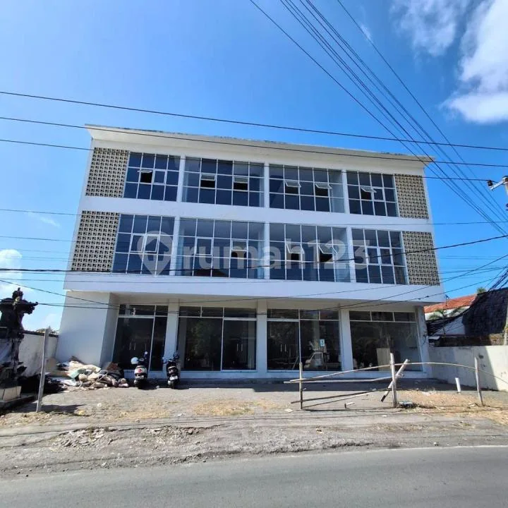 Jual Ruko 3 Lantai , Sidakarya, Denpasar Selatan 360MÂ² | 8,2 Miliar - Bali in Bali