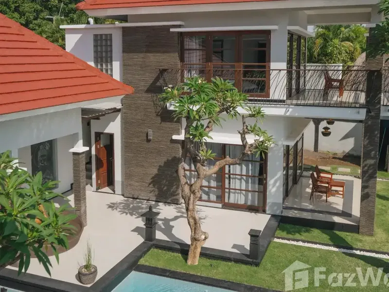 6 Bedroom Villa for sale in Tejakula, Bali - Real Estate in Bali