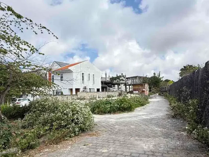 HOT DEAL TANAH MURAH HOOK DI KUTUH – LINGKUNGAN VILLA - Real Estate in Bali