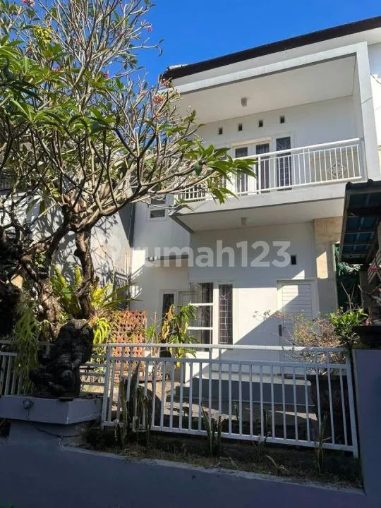 Rumah Semi Furnish Modern Dalung Area Dekat ke Canggu Tumbak Bayuh Munggu dan Denpasar - Real Estate in Bali