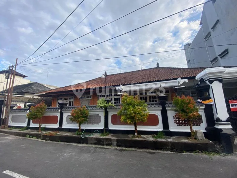 Rumah Satu Lantai Strategis Area Premium Renonsewa Rumah - Real Estate in Bali