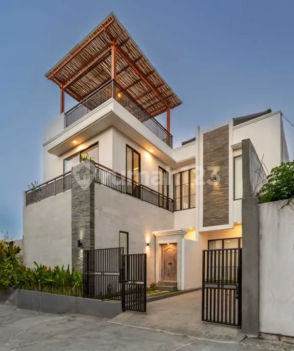 Brand new 3 bedrooms Villa 202mÂ² di Pecatu Bali - Bali in Bali