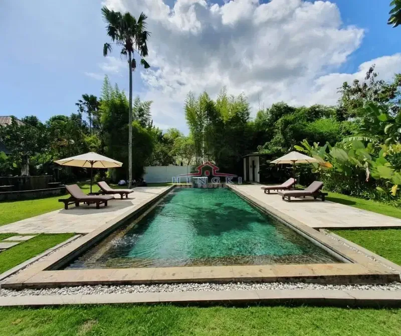 Tropical Villa Pantai Canggu - Bali in Bali