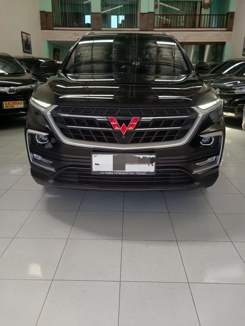 Wuling Almaz T Lux 2019 Hitam met A/T 1.5cc - Bali in Bali