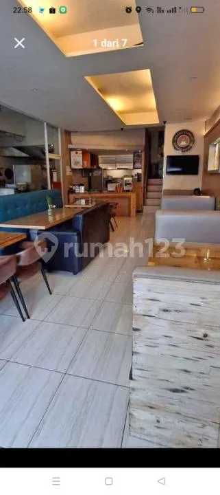 Gedung 4 Lantai Beserta Restoran dan Spa di Renon - Bali in Bali