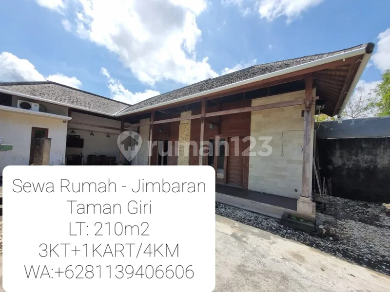 Disewakan Rumah 3 Kamar Semi Furnished - Taman Giri, Jimbaran - Real Estate in Bali