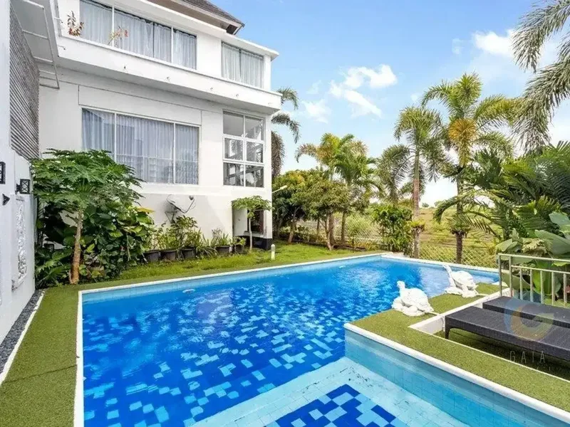 Dijual Villa 2 Lantai Dengan 4 Kamar Tidur Di Goa Gong Ungasan Bali - Bali in Bali
