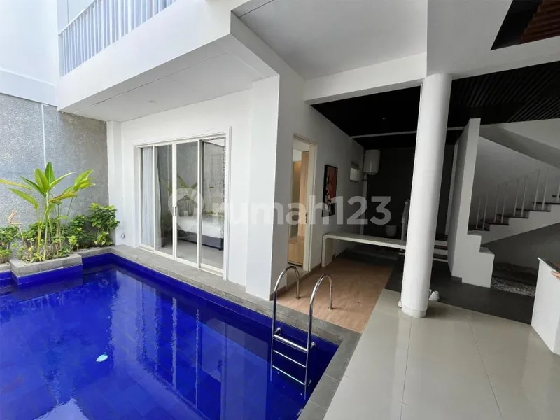 Villa Uluwatu 2 Br Dekat Padang Padang Beach - One Gate System - Bali in Bali