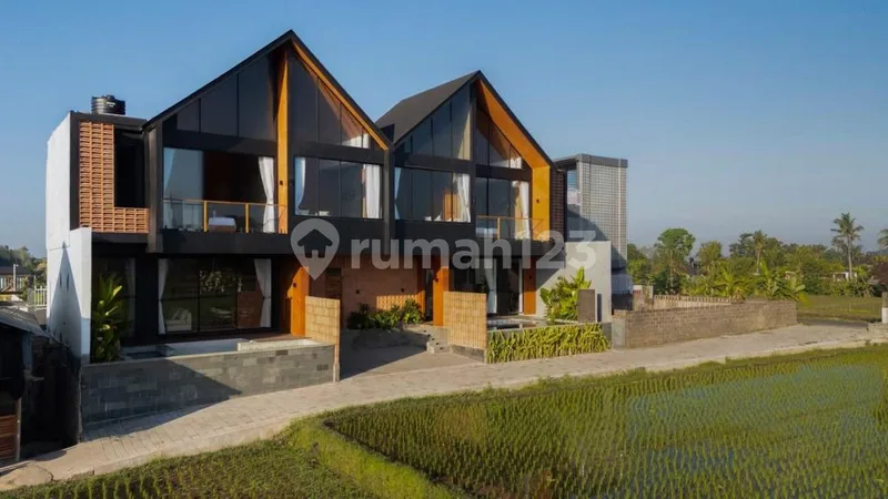 Villa 2 Units 2 KT SHM Cocok untuk Investasi View Sawah di Ubud Bali - Bali in Bali