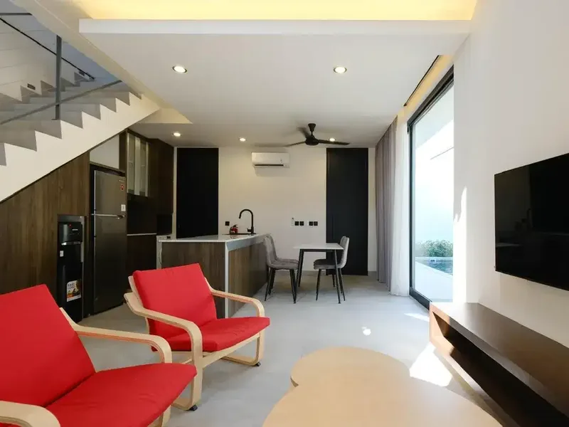 Freehold Villa Modern Tropis dengan Desain Japandi yang Timeless di Kawasan Premium Kerobokan - Real Estate in Bali